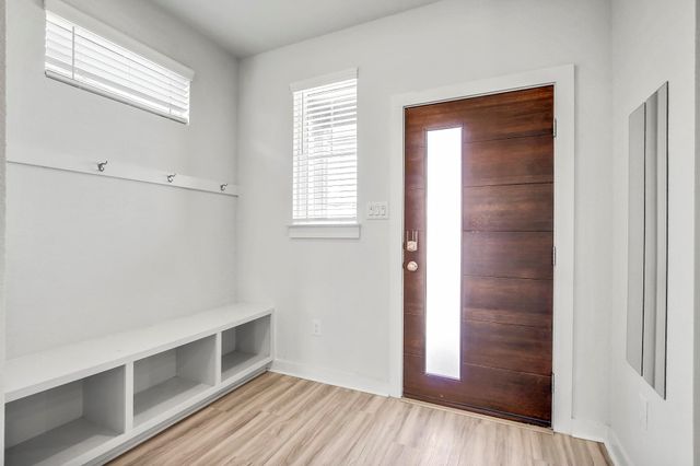 223 Garner DR, Kyle, TX 78640