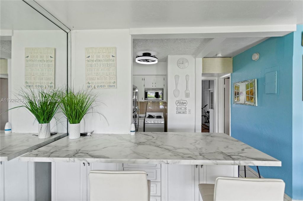 801 Atlantic Shores Blvd 106, Hallandale Beach, FL 33009