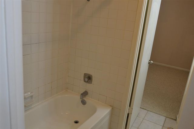 6111 Beverly Hill Street 43, Houston, TX 77057