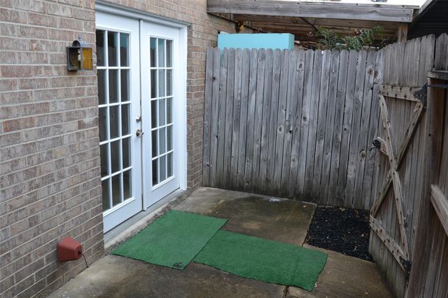 6111 Beverly Hill Street 43, Houston, TX 77057