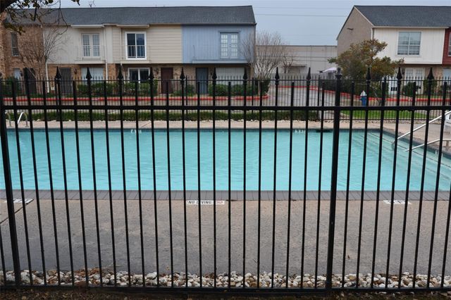 6111 Beverly Hill Street 43, Houston, TX 77057