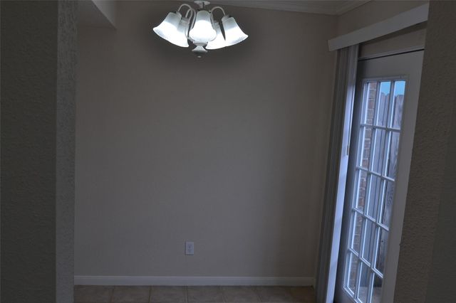 6111 Beverly Hill Street 43, Houston, TX 77057