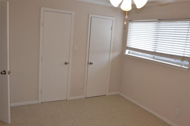 6111 Beverly Hill Street 43, Houston, TX 77057