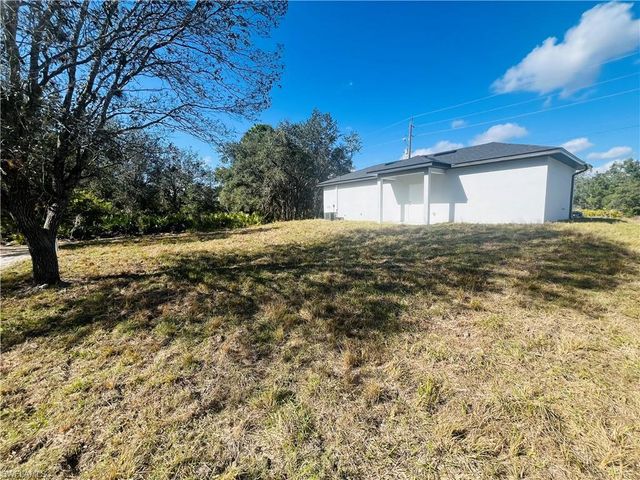 717 Tunney ST, Lehigh Acres, FL 33972