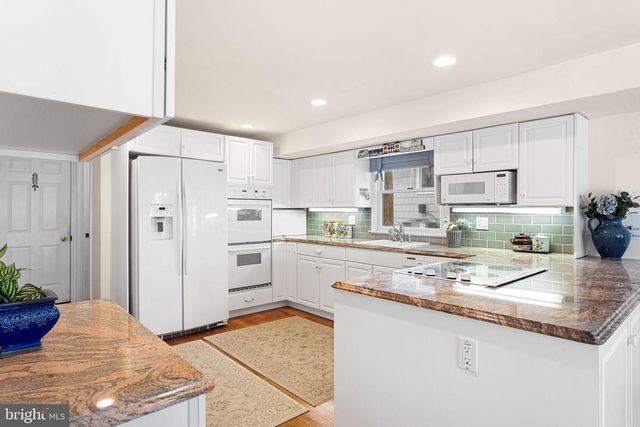 165 BAYSHORE DR, Ocean City, NJ 08226