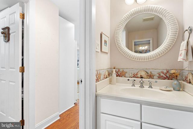 165 BAYSHORE DR, Ocean City, NJ 08226