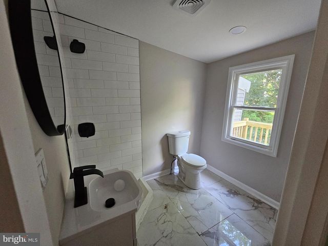 323 RUTHERFORD AVE, Trenton, NJ 08618