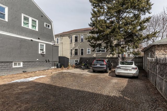 83 Conwell Ave 1, Somerville, MA 02144