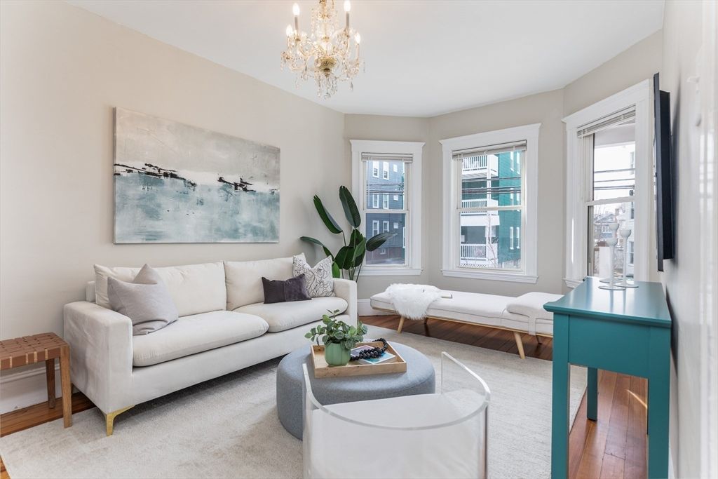 83 Conwell Ave 1, Somerville, MA 02144