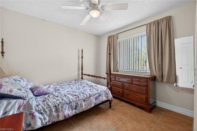 1705 NE 7th ST, Cape Coral, FL 33909