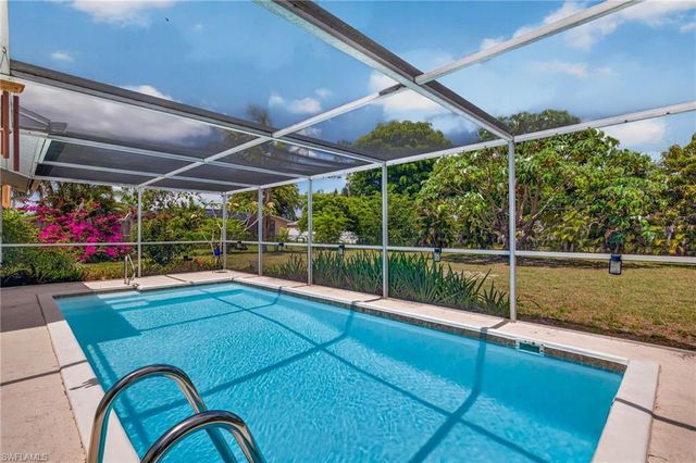 1705 NE 7th ST, Cape Coral, FL 33909