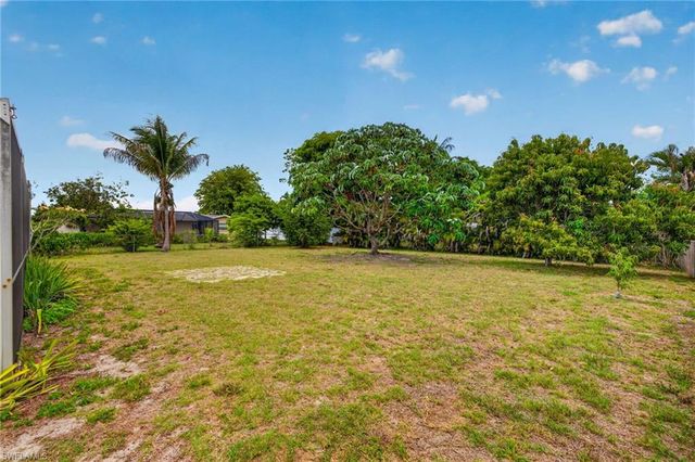 1705 NE 7th ST, Cape Coral, FL 33909