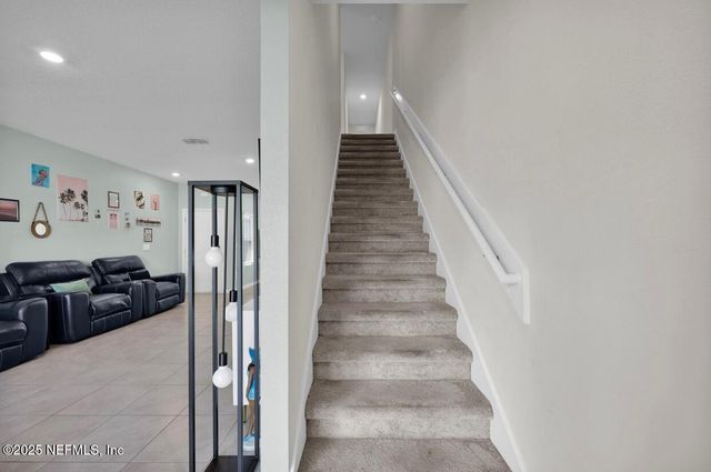 9531 STAR Drive, Jacksonville, FL 32256