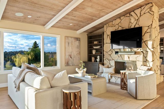 13324 Avenida La Valencia, Poway, CA 92064