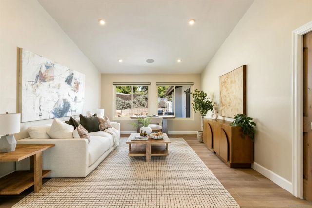 13324 Avenida La Valencia, Poway, CA 92064