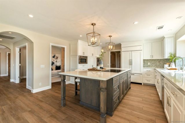 13324 Avenida La Valencia, Poway, CA 92064