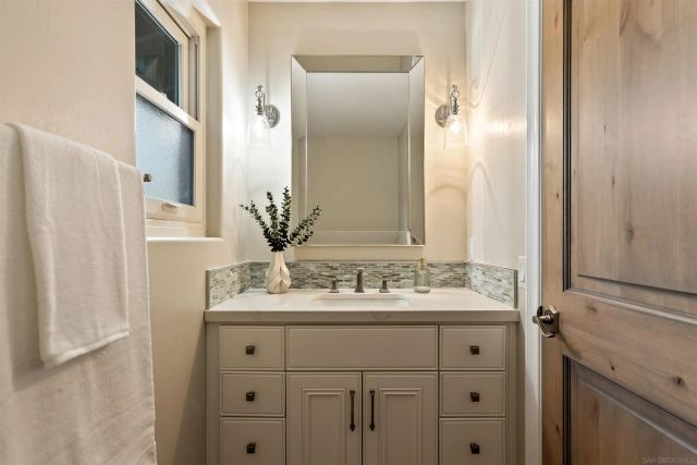 13324 Avenida La Valencia, Poway, CA 92064