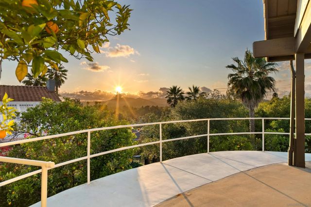 13324 Avenida La Valencia, Poway, CA 92064