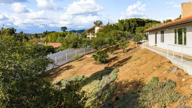 13324 Avenida La Valencia, Poway, CA 92064