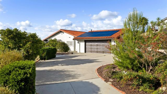 13324 Avenida La Valencia, Poway, CA 92064