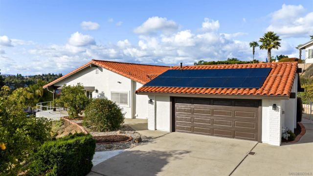 13324 Avenida La Valencia, Poway, CA 92064