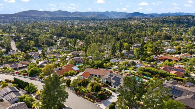 13324 Avenida La Valencia, Poway, CA 92064