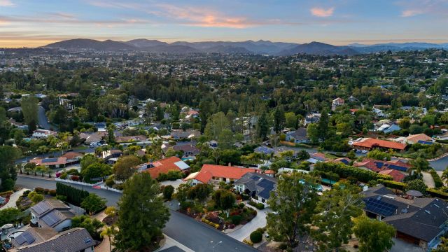 13324 Avenida La Valencia, Poway, CA 92064