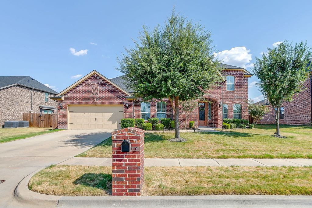 124 Lone Oak Drive, Crowley, TX 76036 — photo 3