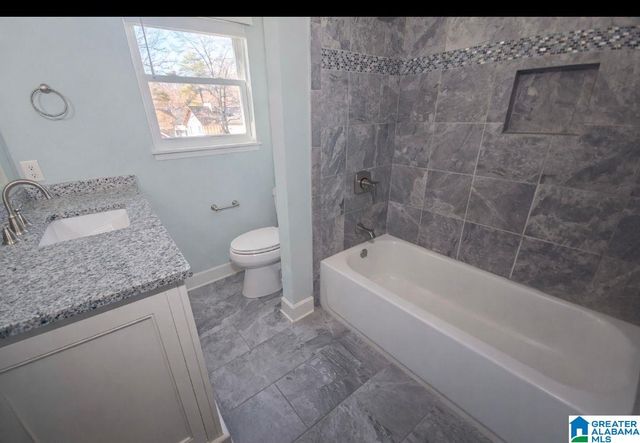 1736 REED ROAD NE, Center Point, AL 35215