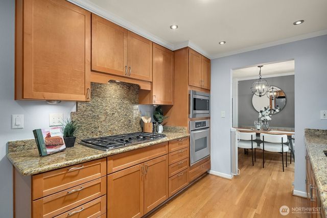 216 SW 192nd Street, Normandy Park, WA 98166