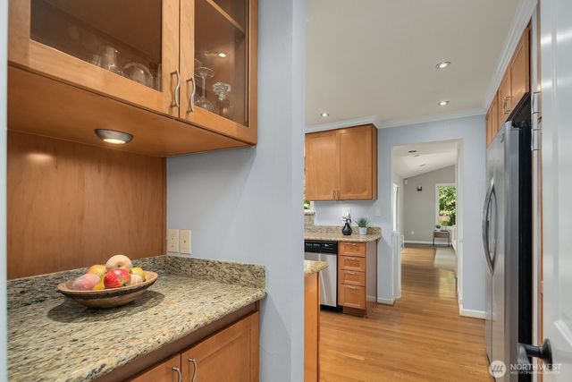 216 SW 192nd Street, Normandy Park, WA 98166