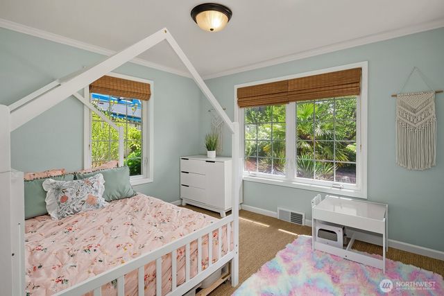 216 SW 192nd Street, Normandy Park, WA 98166
