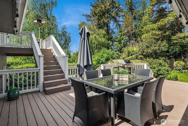 216 SW 192nd Street, Normandy Park, WA 98166