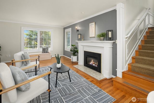 216 SW 192nd Street, Normandy Park, WA 98166