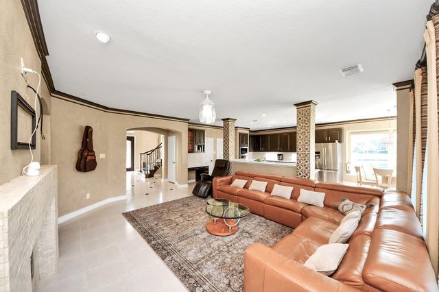 5410 Deerbourne Chase Drive, Sugar Land, TX 77479