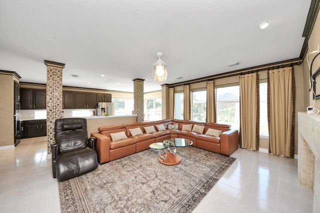 5410 Deerbourne Chase Drive, Sugar Land, TX 77479