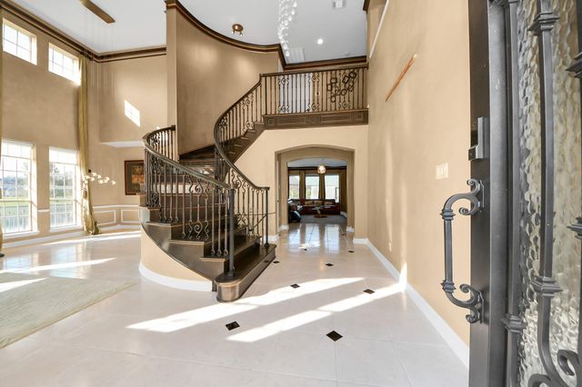 5410 Deerbourne Chase Drive, Sugar Land, TX 77479