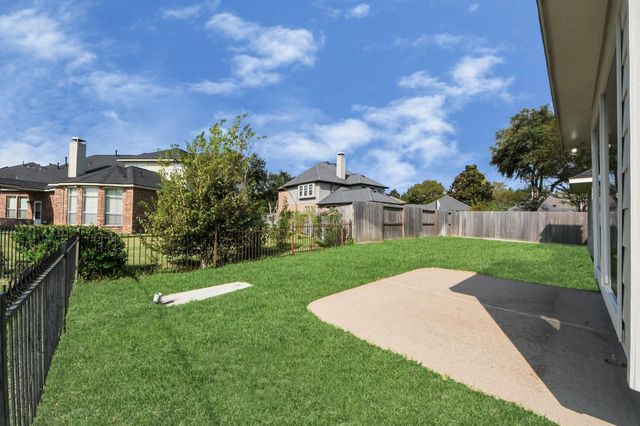 5410 Deerbourne Chase Drive, Sugar Land, TX 77479