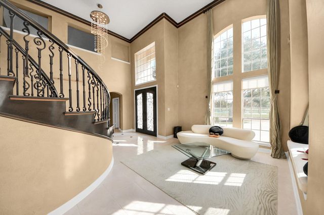 5410 Deerbourne Chase Drive, Sugar Land, TX 77479