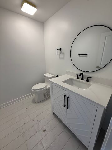 2157 N Western Avenue 2, Chicago, IL 60647