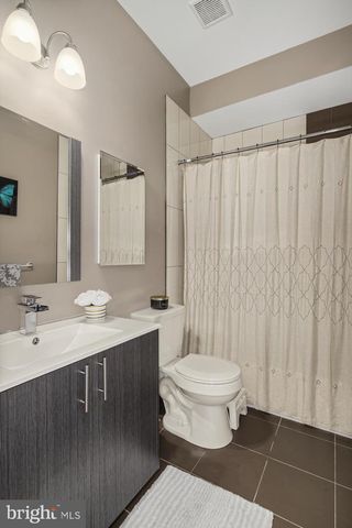 1937 W GEORGE ST, Philadelphia, PA 19130
