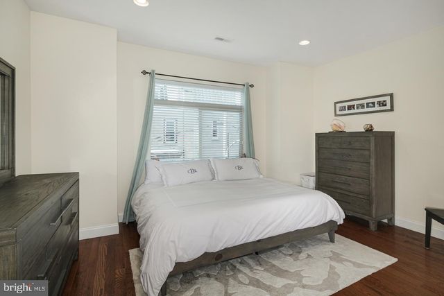 1937 W GEORGE ST, Philadelphia, PA 19130