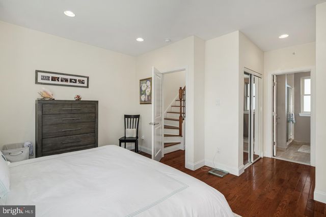 1937 W GEORGE ST, Philadelphia, PA 19130