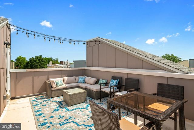 1937 W GEORGE ST, Philadelphia, PA 19130