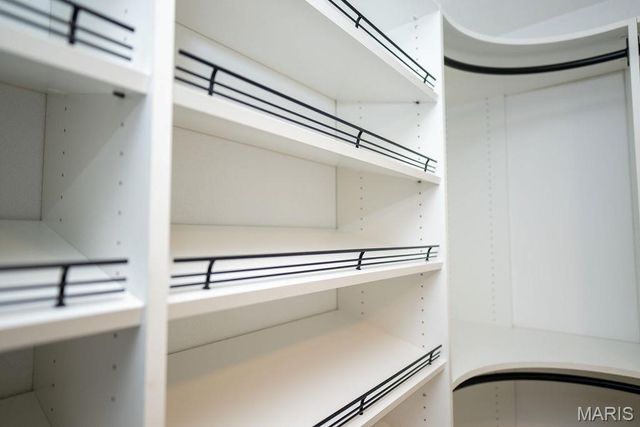 9719 Iroquois Drive, Mascoutah, IL 62258