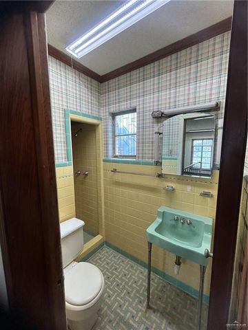 1707 Miller Avenue, Mission, TX 78572