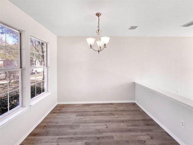 2466 Meadowgate Lane, Lancaster, TX 75134