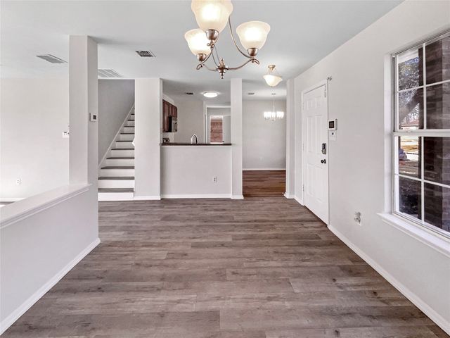 2466 Meadowgate Lane, Lancaster, TX 75134