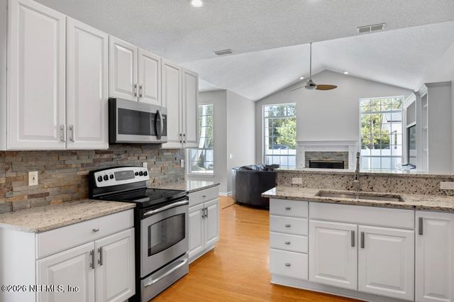 833 LOTUS Lane N, St. Johns, FL 32259