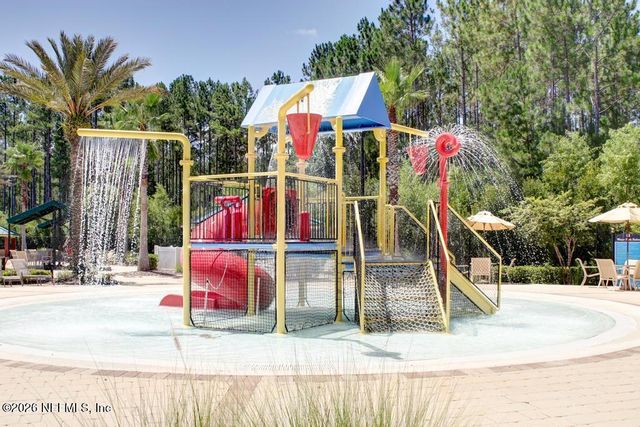 833 LOTUS Lane N, St. Johns, FL 32259